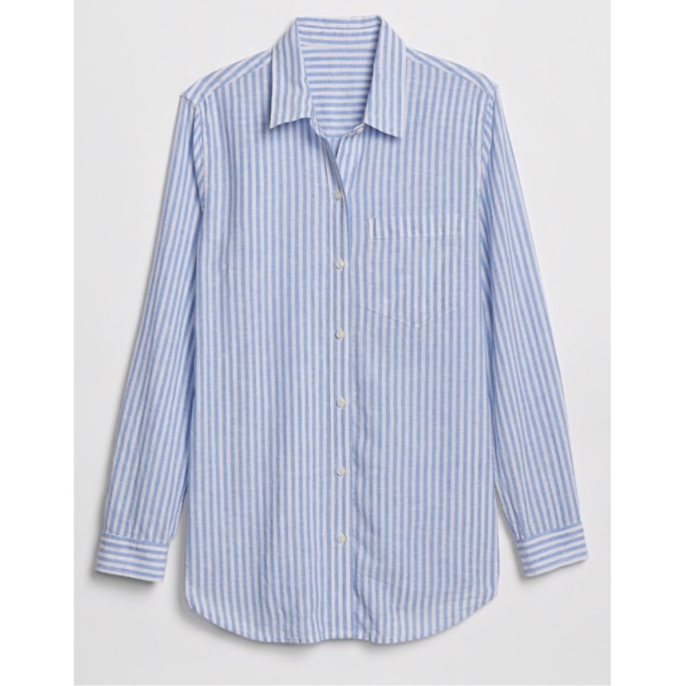 Gap women’s collard shirt/button up